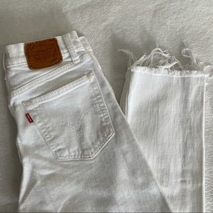 Levi’s Wedgie Straight Jeans
